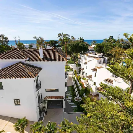 Apartment Golden By Bh